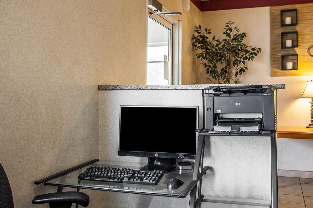 Comfort Inn Rockford Near Casino District Esterno foto