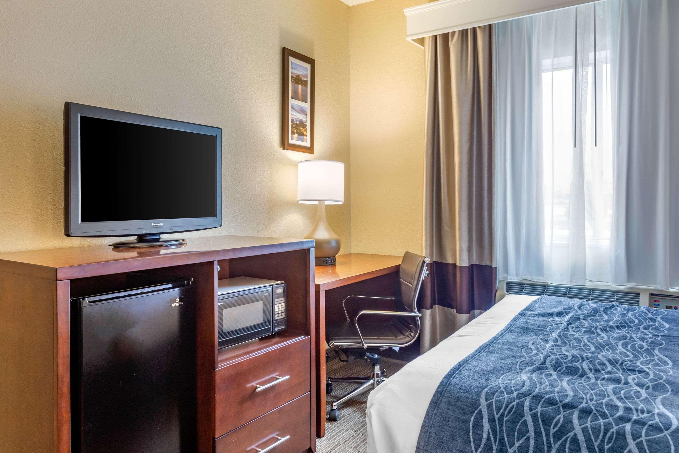 Comfort Inn Rockford Near Casino District Esterno foto