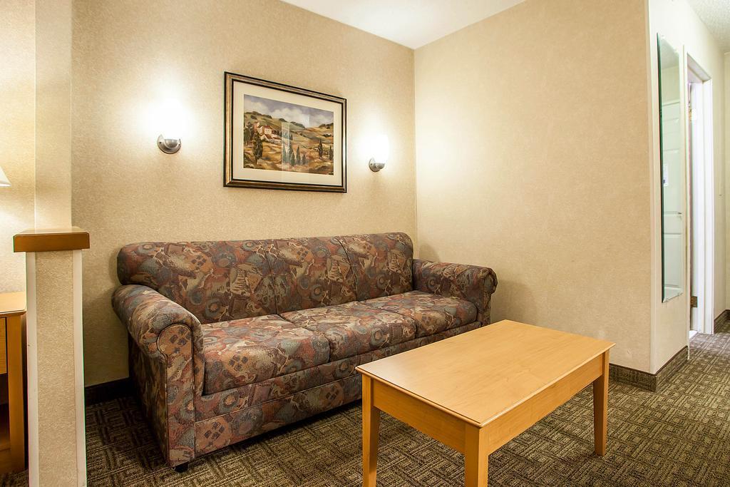 Comfort Inn Rockford Near Casino District Esterno foto