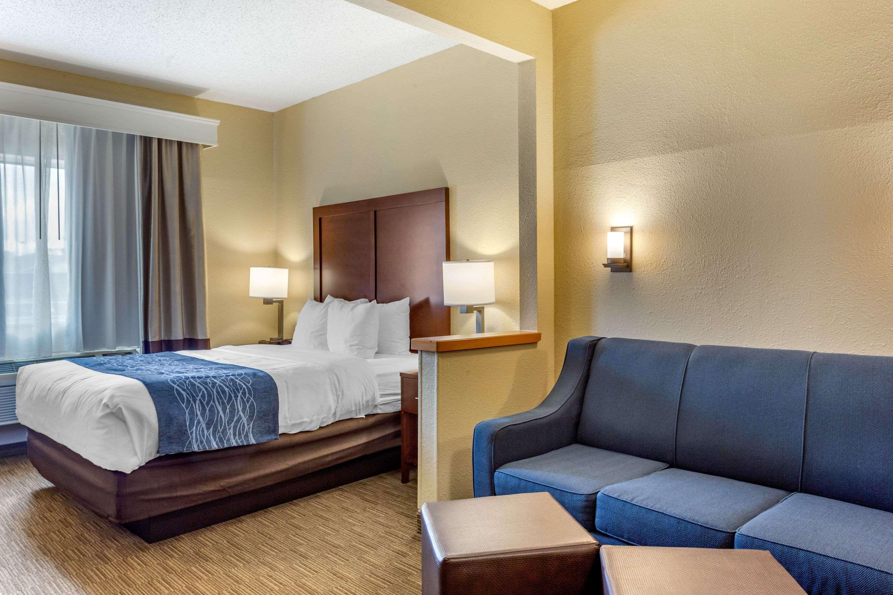 Comfort Inn Rockford Near Casino District Esterno foto