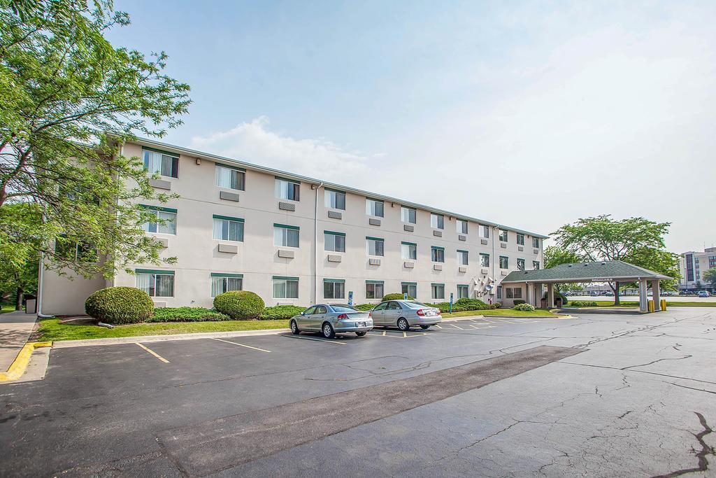 Comfort Inn Rockford Near Casino District Esterno foto