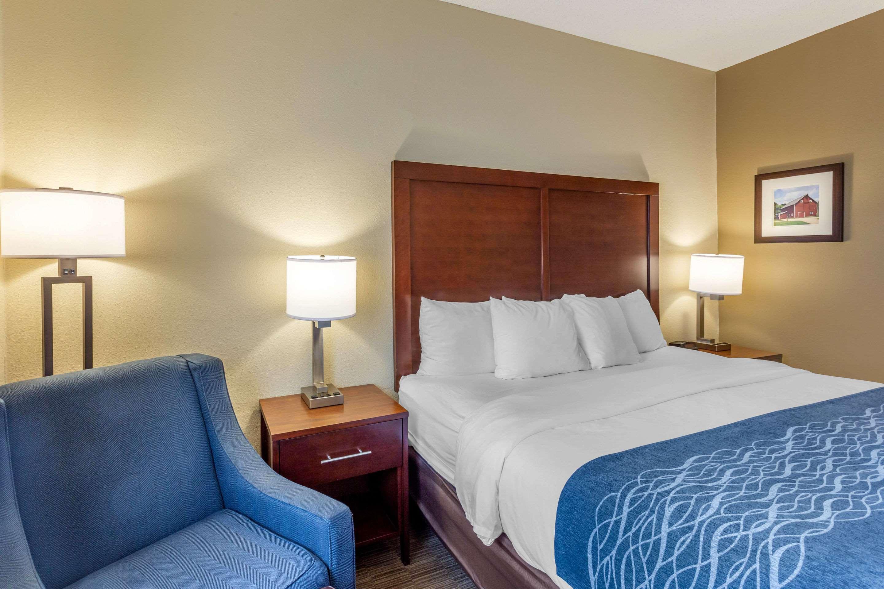 Comfort Inn Rockford Near Casino District Esterno foto