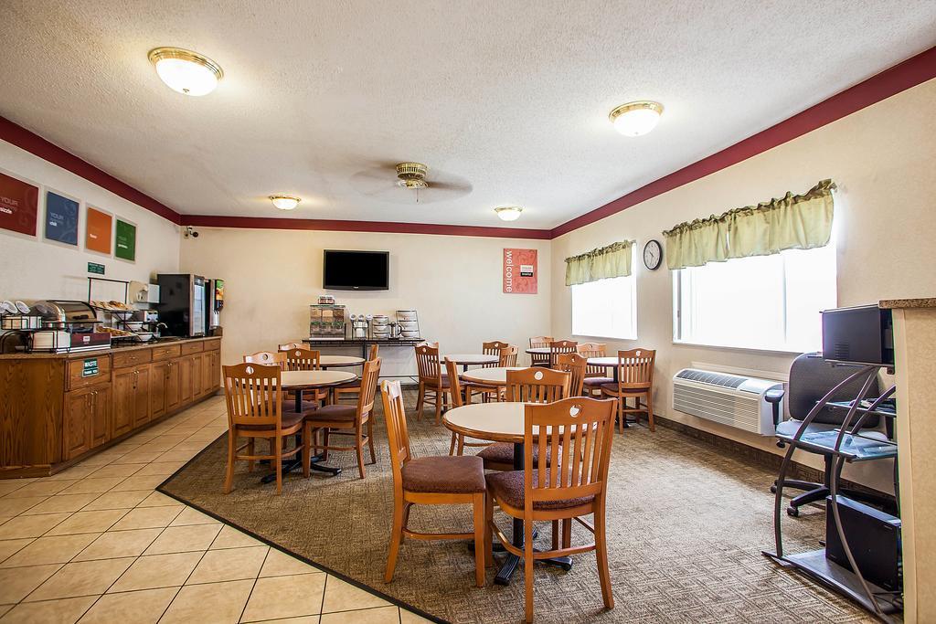 Comfort Inn Rockford Near Casino District Esterno foto